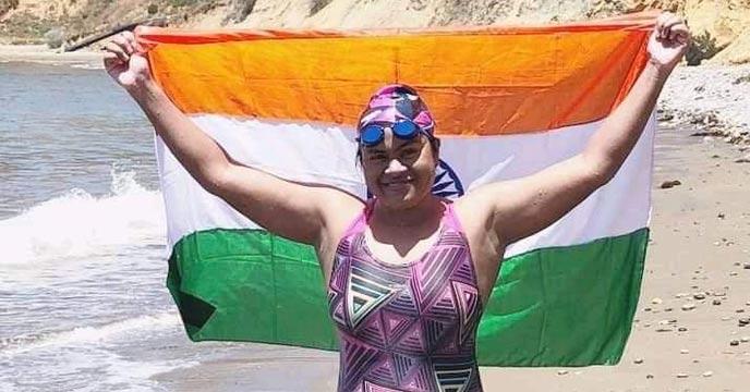 Purba Bardhaman Indian swimmer sayani das created history cross Molokai channel