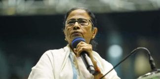 Mamata Banerjee addressing a public rally