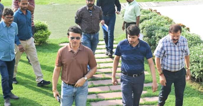 BCCI President Sourav Ganguly and CAB President Avishek Dalmiya discussing preparations for the IPL Play-Offs at Eden Gardens on May 24 and 25