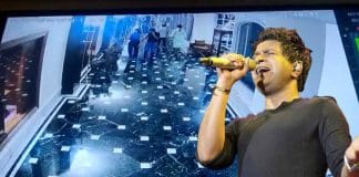 KK walked by himself while going to the hotel