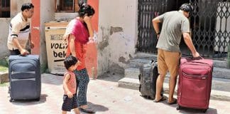 Kashmiri Pandits Begin To Leave