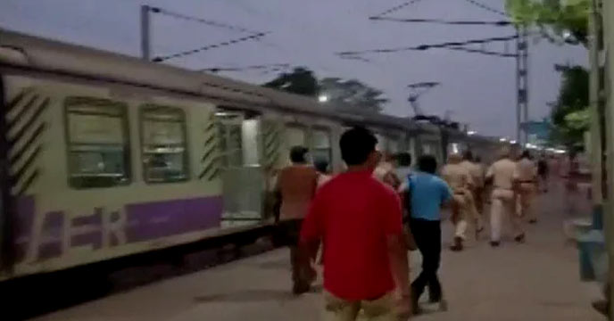 andalism on Ranaghat-Lalgola passenger