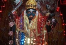 Offbeat: একমাত্র কলকাতায় রয়েছে মহাকালের এরূপ বিগ্রহ, তারাশঙ্করী পীঠ রহস্যকথা dakshindari-tarashankari-pith