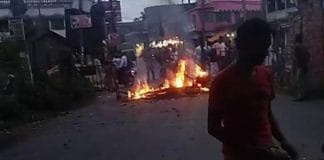 Road blockade in Kolkata due to insulting Hazrat Mohammad