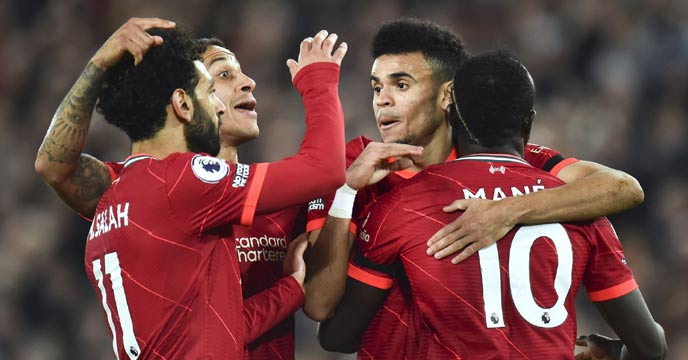 Manchester United beat Liverpool 4-0 in warm-up match