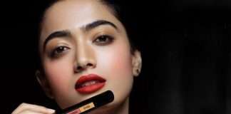 3-tasks-in-one-lipstick