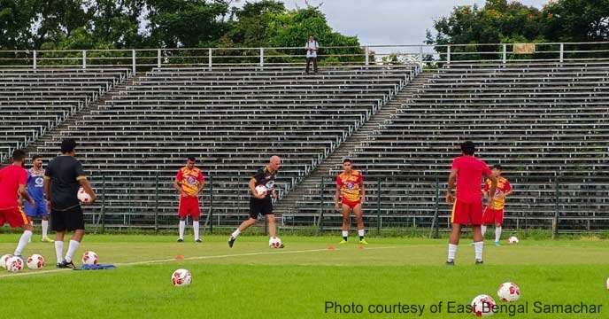 Stephen Constantine starts practice at East Bengal Club ground