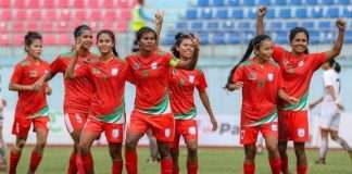 Bangladesh red women