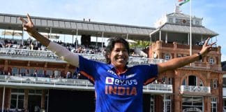 Jhulan Goswami epic innings