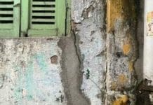 Metrorail:ফের বউ বাজারের একাধিক বাড়িতে ফাটল, ঘরছাড়া স্থানীয়রা