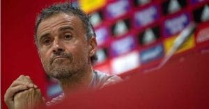 coach-of-spain-wants-the-trophy-to-be-handed-over-to-messi-or-suyarez