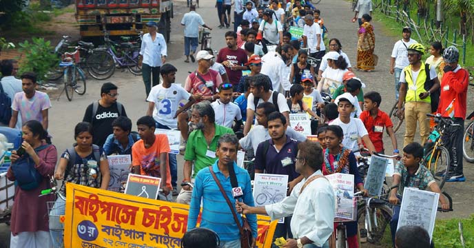 Kolkata cycle samaj in world stage for cycle lane