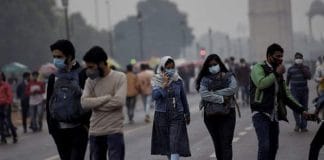 entire North India is gripped in the grip of bitter cold