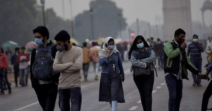 entire North India is gripped in the grip of bitter cold