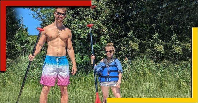 tall-man-relationship-with-23-year-old-dwarf-woman-looks-like-8-year-old-kid