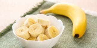 Ripe bananas on a plate with a fork