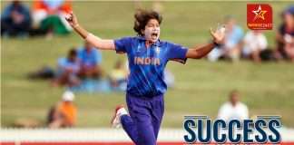 মহিলা প্রিমিয়ার লিগে দ্বৈত দায়িত্ব পালন করছেন ঝুলন গোস্বামী। তিনি হরমনপ্রীত কৌরের নেতৃত্বাধীন মুম্বাই ইন্ডিয়ান্স দলের পরামর্শদাতা এবং বোলিং কোচ। ঝুলন তার দুই দশকের বেশি ক্যারিয়ারে ৩৫০ টিরও বেশি আন্তর্জাতিক উইকেট নিয়েছিলেন।