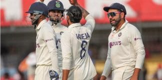 আহমেদাবাদ টেস্ট ম্যাচ (Ind Vs Aus) জিতে এবং সরাসরি ডব্লিউটিসি ফাইনাল খেলার লাইসেন্স পেলে টিম ইন্ডিয়ার পক্ষে ভাল হত। কিন্তু, ভারত এবং অস্ট্রেলিয়ার মধ্যে এই টেস্ট ম্যাচটি বর্তমানে যে পয়েন্টে দাঁড়িয়েছে, সেখান থেকে অস্ট্রেলিয়া বা ভারতের জয় দৃশ্যমান নয়।