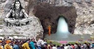 Devotees on Amarnath Yatra