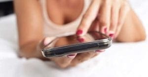 The Advantages of Buying a Phone Online - Shop with Confidence