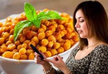 Indian girl managing diabetes with a healthy diet