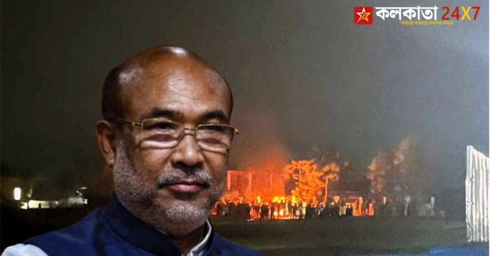 Crowd sets fire to Manipur Chief Minister's meeting place