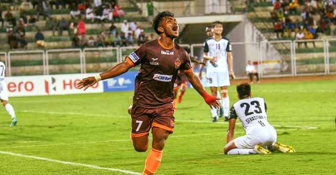 Gokulam Kerala FC Celebrates Victory Over Mohammaden Sporting Club in Super Cup Match