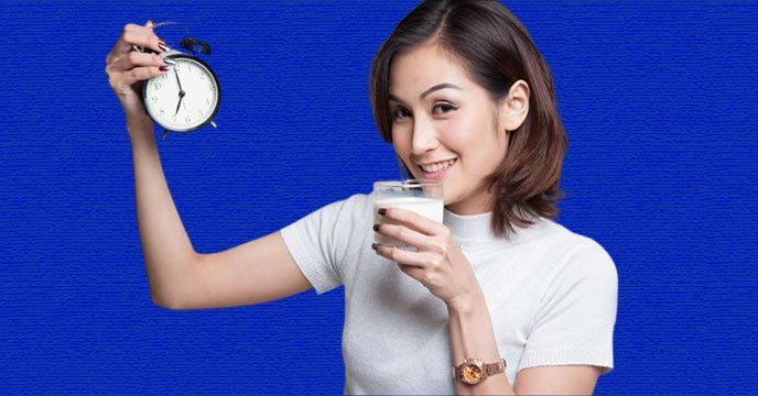 Sip a glass of milk at night to ease insomnia