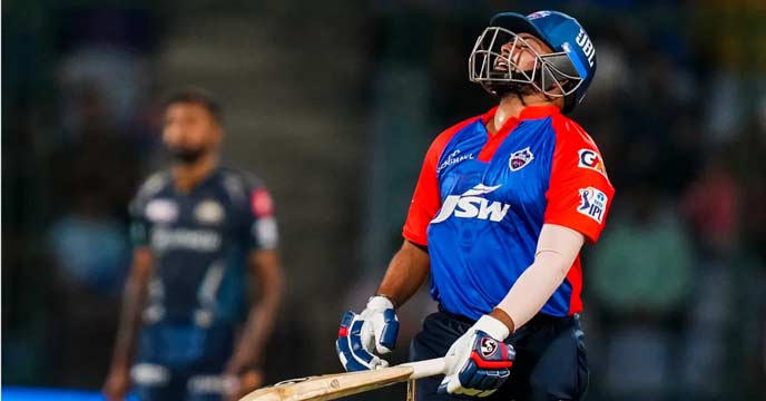 Prithvi Shaw batting for Delhi Capitals in IPL 2023