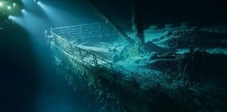 Camera Peeks Inside the Sunken Titanic