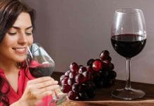 Control Cholesterol Levels with Red Wine, Experts Suggest