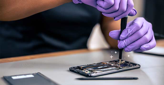 Faulty Smartphone? Trust Our Store for Comprehensive Repair and Assistance