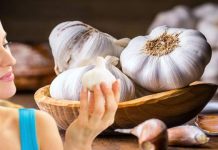 Discover the Immune-Boosting Benefits of Garlic, from Indigestion to Cancer Prevention