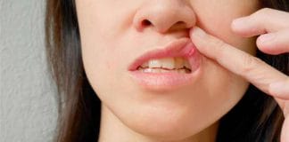 Relieve Mouth Wounds by Drinking Milk Every Night: Proven Remedy