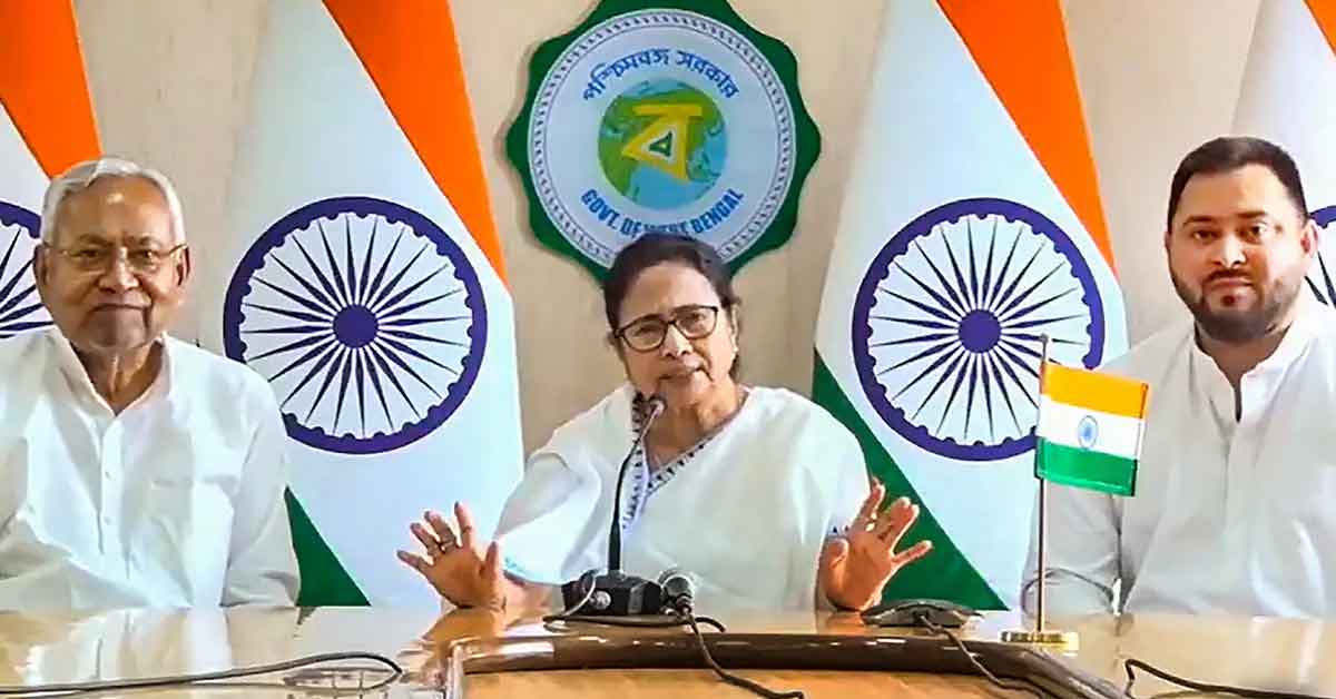 Mamata Banerjee Attends Key Opposition Alliance Meeting in Delhi for Lok Sabha Elections