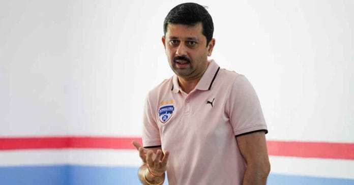 Mandar Tamhane's Unexpected Move: Signs with Northeast United over East Bengal