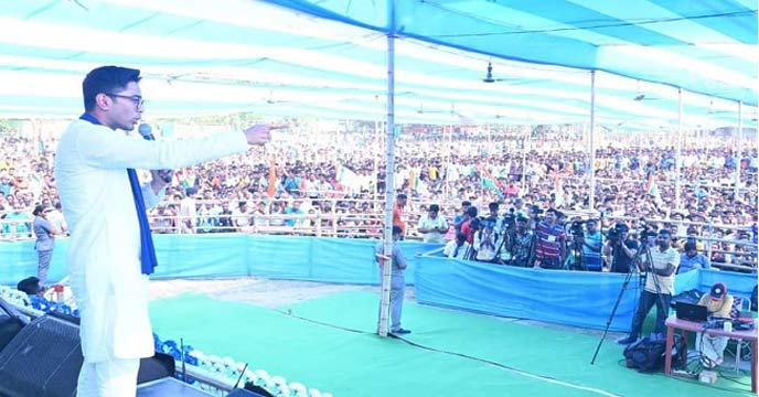 Mamata Banerjee's Malda Visit for Sangyog Yatra Sparks Controversy Around TMC's Naba Joyardar