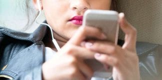 The Dangers of Prolonged Smartphone Conversations: Beware of Deadly Diseases