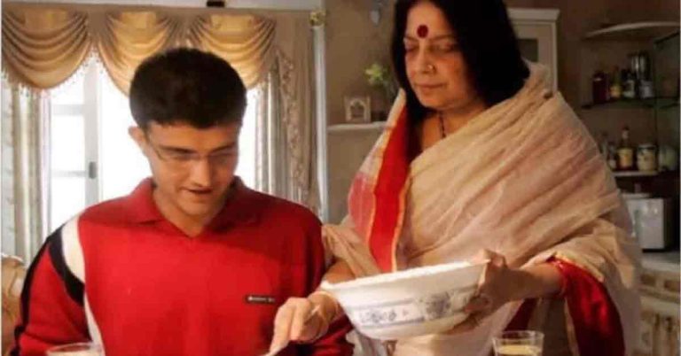 Sourav Ganguly's International Mother's Day Picture Goes Viral: Social Media Buzz