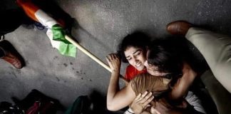 Wrestlers clash with Delhi Police