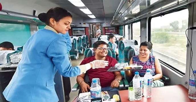 Indian Railways Introduces Rs 15 Meal