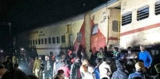 Coromandel Express train derailed