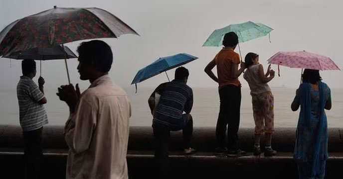 Southwest Monsoon Triggers Early Morning Rains in Multiple Districts