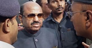 Governor CV Anand Bose left for Delhi from Siliguri without going to Chopra, চোপড়া না গিয়ে শিলিগুড়ি থেকেই পের দিল্লি চলে গেলেন রাজ্যপাল সি ভি আনন্দ বোস