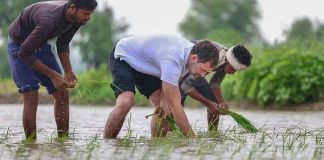 Rahul Gandhi for Joining Farmers' Movement