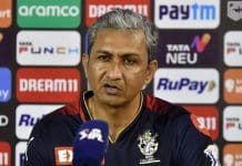 Sanjay Bangar-এ কি অসন্তোষ আরসিবির? এমনই ইঙ্গিত RCB শিবিরে