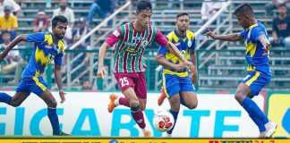 ডার্বির আগে বড়সড় জয় সবুজ-মেরুনের (Mohun Bagan)। নির্ধারিত সূচি অনুযায়ী আজ প্রিমিয়ার ডিভিশন লিগের (Calcutta League) ম্যাচ খেলতে এফসিআইয়ের (FCI) মুখোমুখি হয়েছিল মোহনবাগান