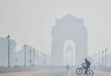 After a long time, Delhi's Air Quality Improve, and the air quality index has dropped to 211