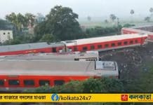 North East Express: নর্থ ইস্ট এক্সপ্রেসের কামরা থেকে উদ্ধার চলছে, একাধিক নিহত north east express