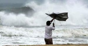 Cyclone Alfred Targets Australia with Destructive 100mph Winds and Life-Threatening Floods